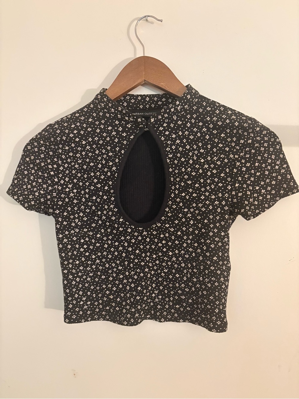 Urban Outfitters Black Floral Keyhole Crop Tee top medium